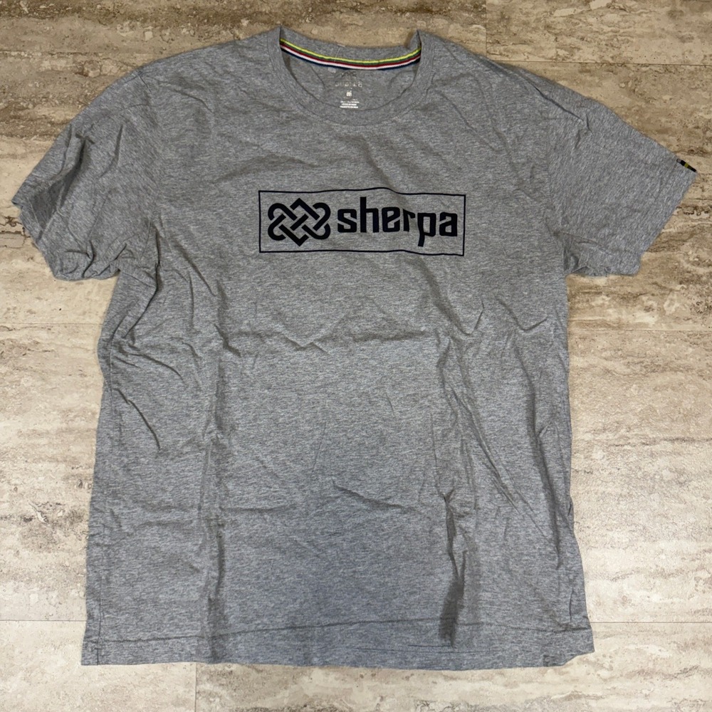 Sherpa Adventure Gear Mens Gray Graphic Logo T-Shirt Size Medium Hiking Outdoor